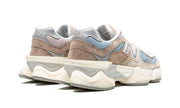 New Balance 9060 Mushroom