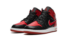 Air Jordan 1 Mid Bred Text