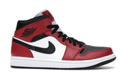 Air Jordan 1 Mid Chicago Black Toe