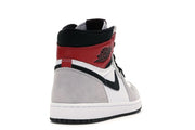 Air Jordan 1 Retro High Light Smoke Grey