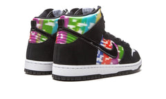 Nike SB Dunk High TV Signal